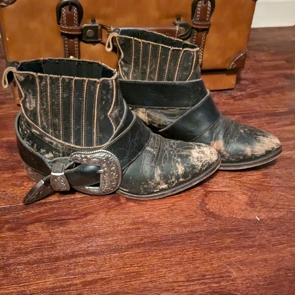 Matisse Bitchin Biker Booties - Picture 2 of 4